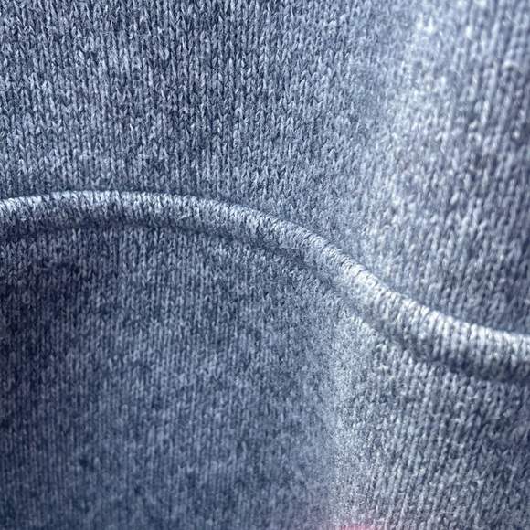 Vineyard Vines Like brand new…Men’s Large! 3/4 zip! - Picture 3 of 4